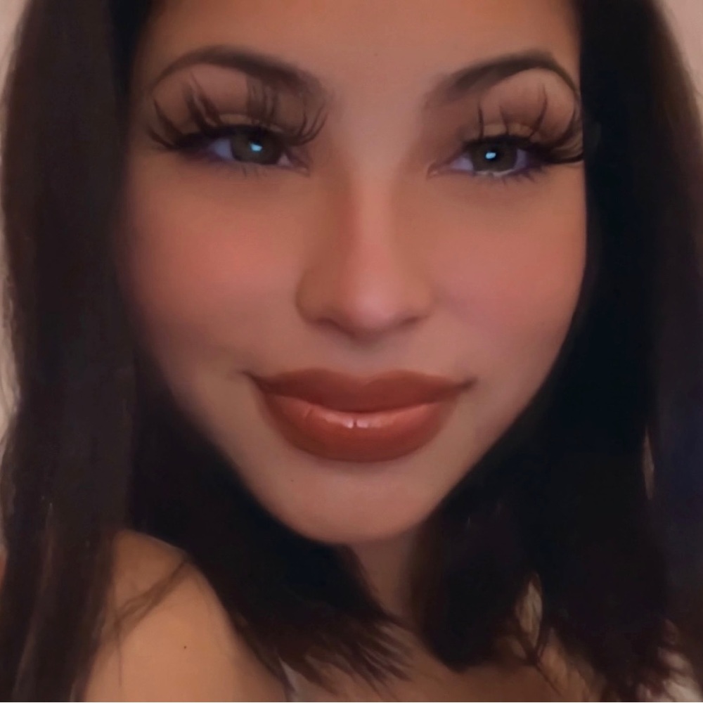 Meet your Posher, Araceli